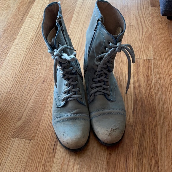 Steve Madden combat boots - Picture 1 of 4